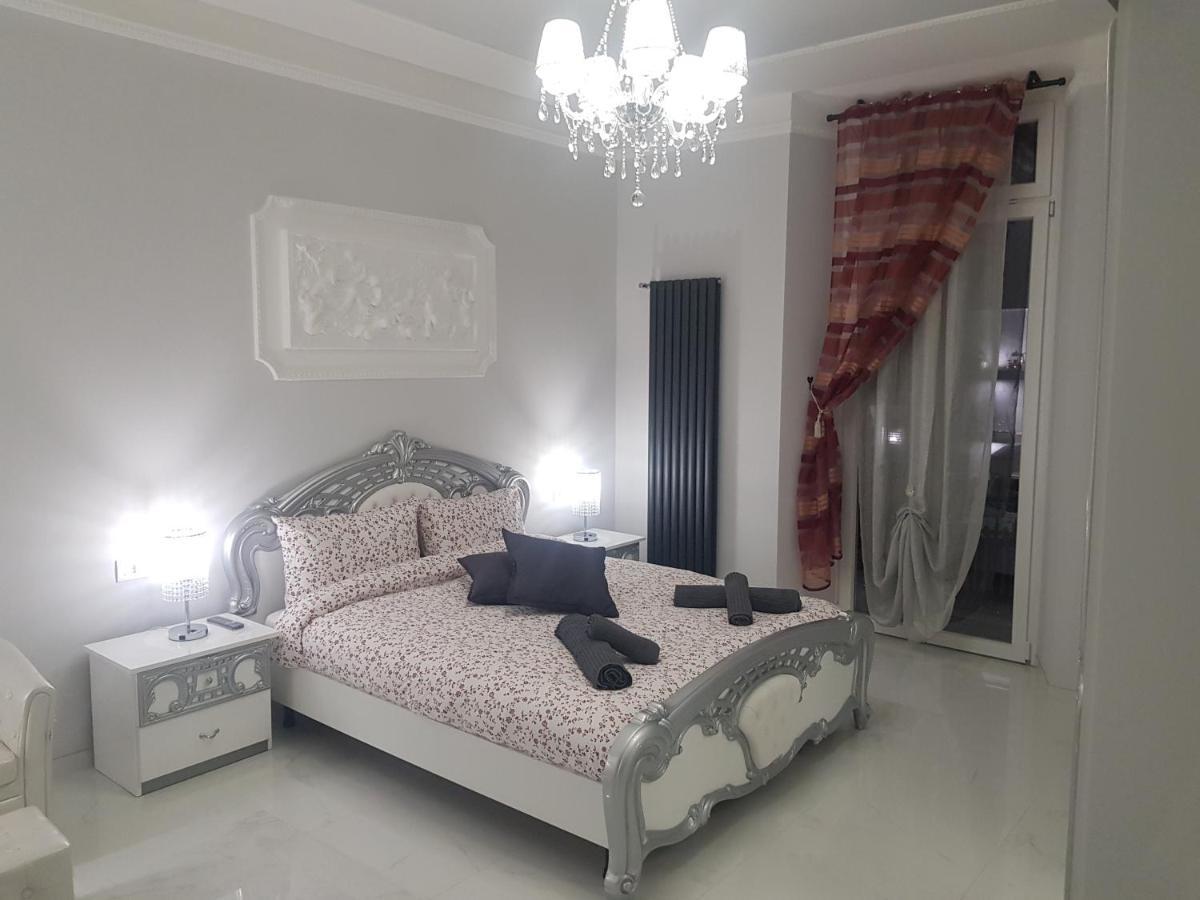 Black & White ميلان المظهر الخارجي الصورة